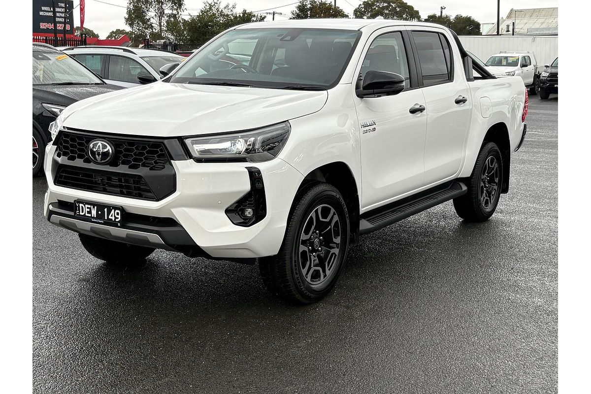 2024 Toyota Hilux SR5 48V GUN126R 4X4