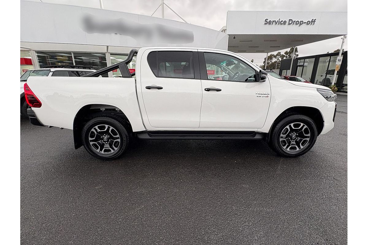 2024 Toyota Hilux SR5 48V GUN126R 4X4