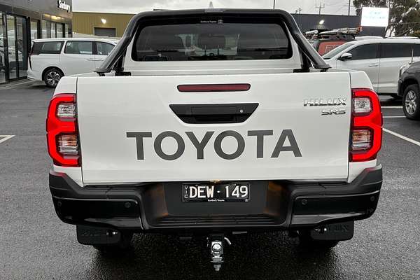 2024 Toyota Hilux SR5 48V GUN126R 4X4