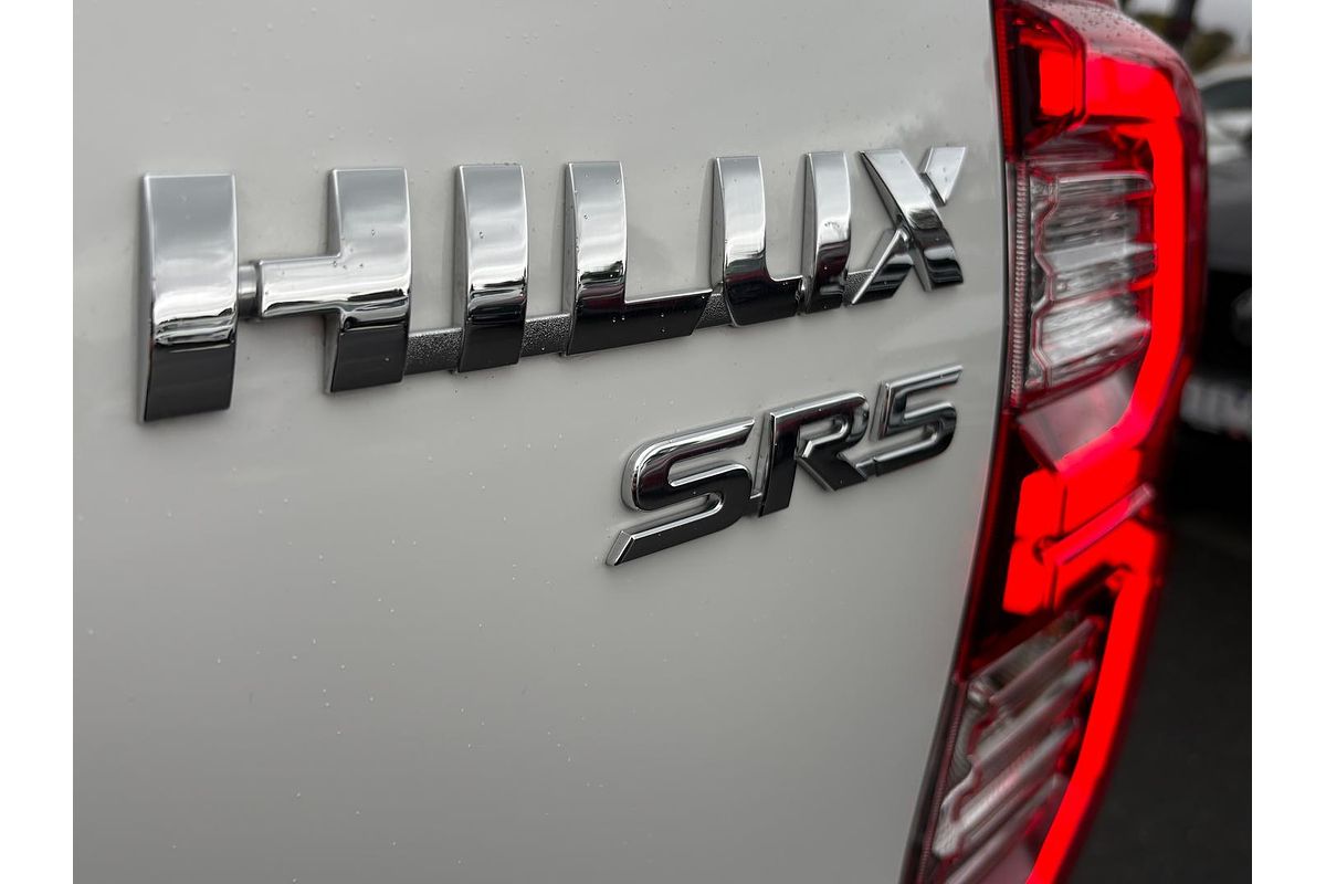 2024 Toyota Hilux SR5 48V GUN126R 4X4