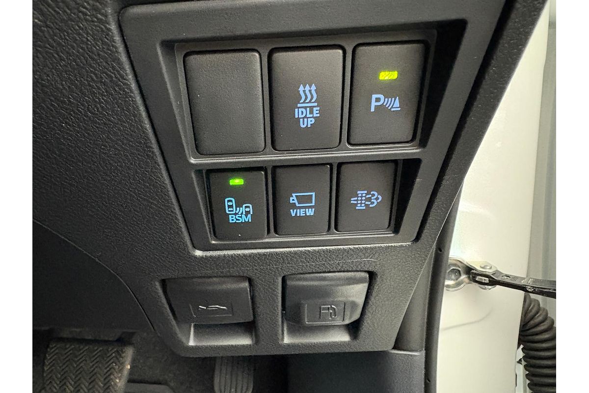 2024 Toyota Hilux SR5 48V GUN126R 4X4