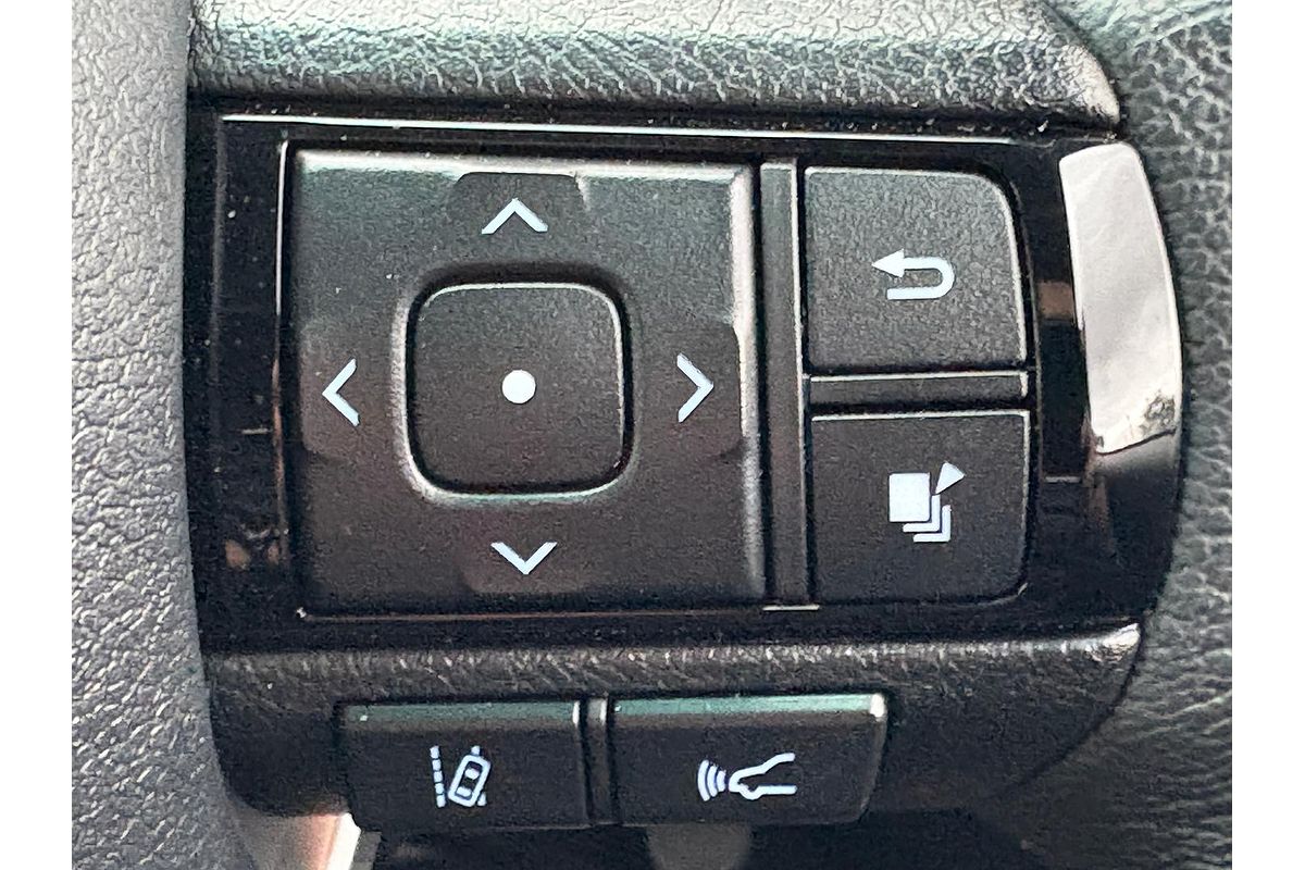 2024 Toyota Hilux SR5 48V GUN126R 4X4