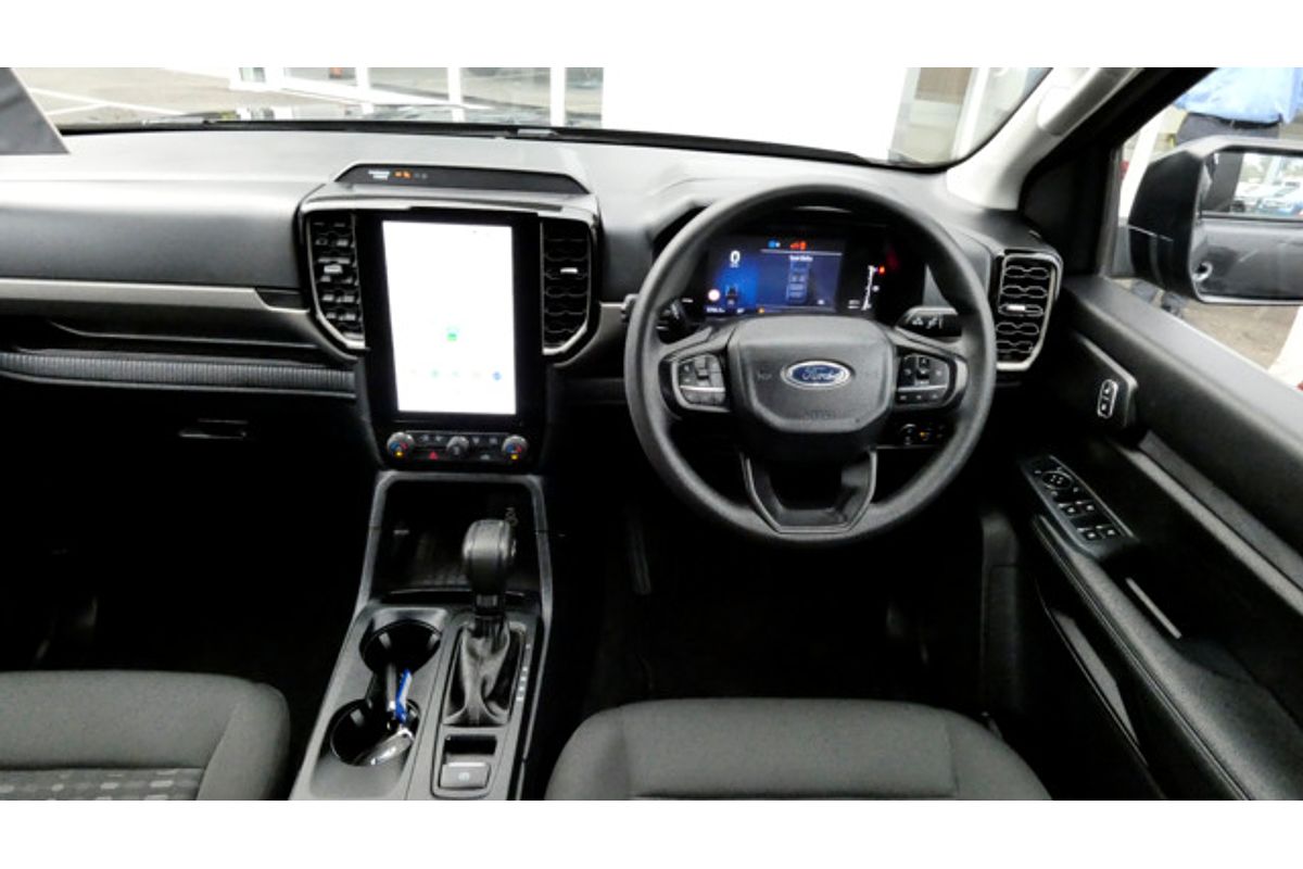 2024 Ford Everest Ambiente 2.0L