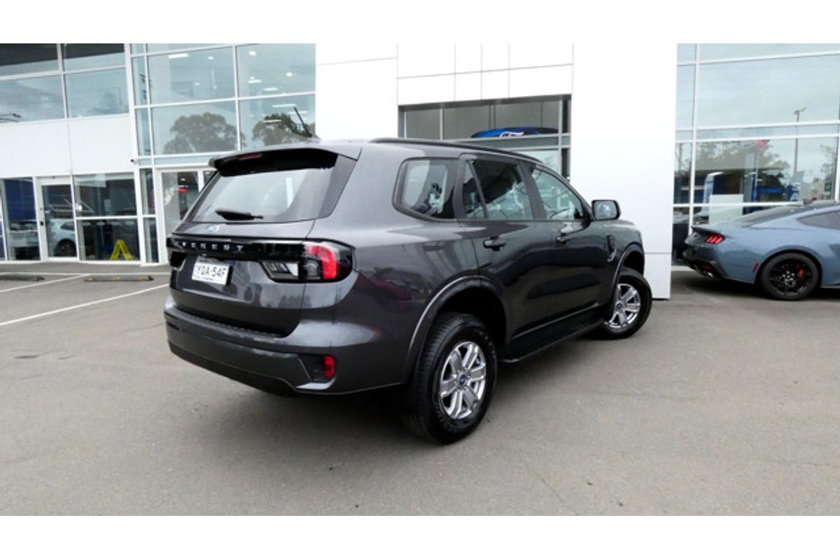 2024 Ford Everest Ambiente 2.0L