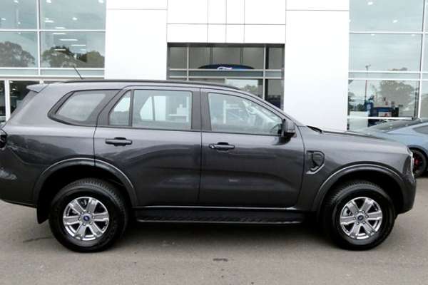 2024 Ford Everest Ambiente 2.0L