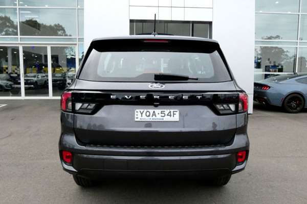 2024 Ford Everest Ambiente 2.0L