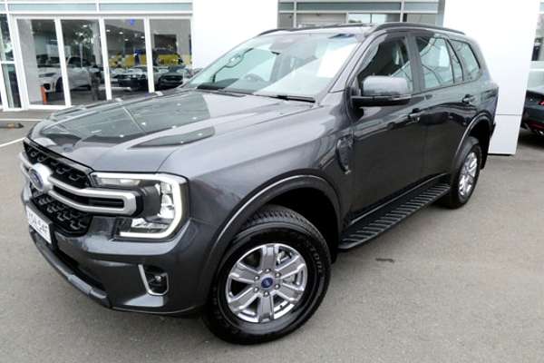2024 Ford Everest Ambiente 2.0L