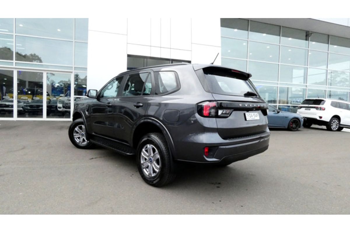 2024 Ford Everest Ambiente 2.0L