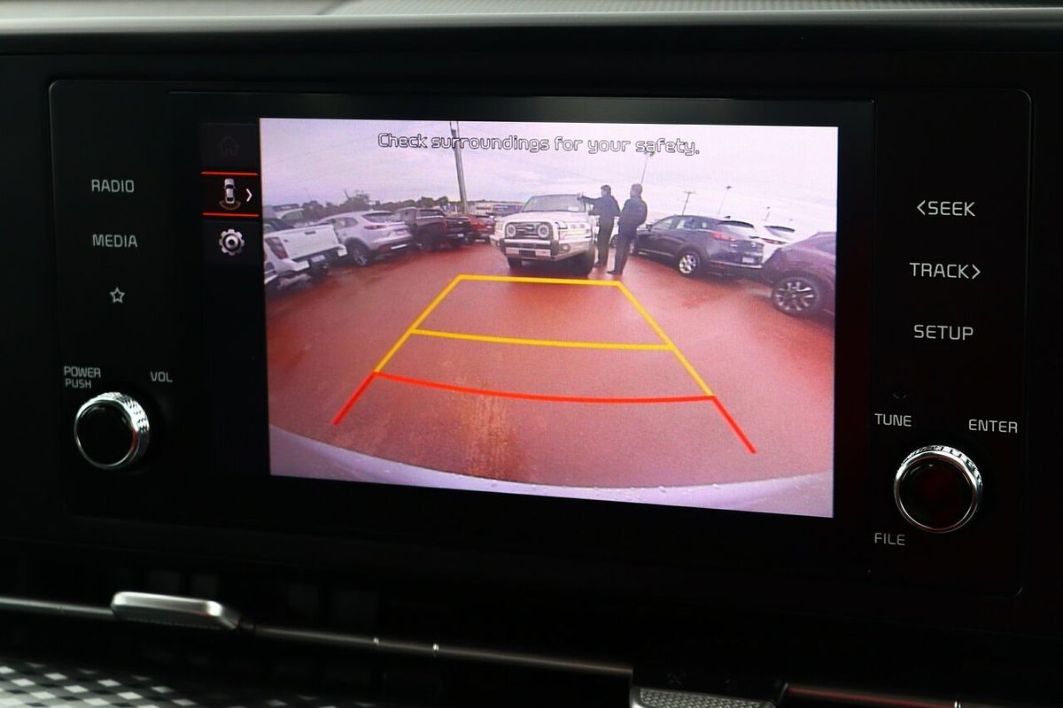 2023 Kia Carnival S KA4
