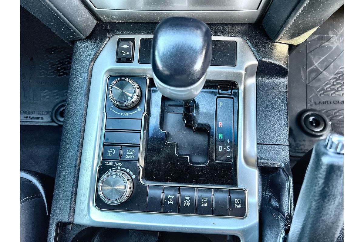 2020 Toyota Landcruiser VX VDJ200R