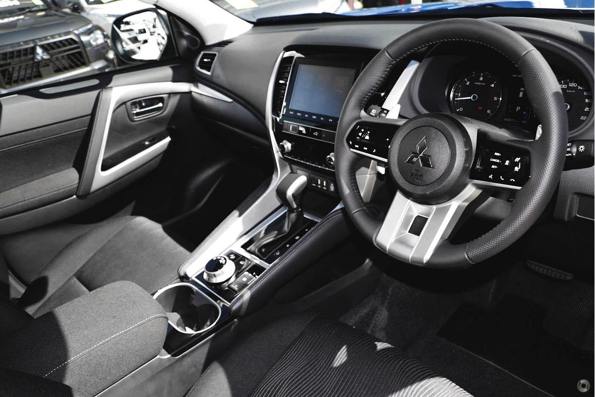 2024 Mitsubishi Pajero Sport GLS QG