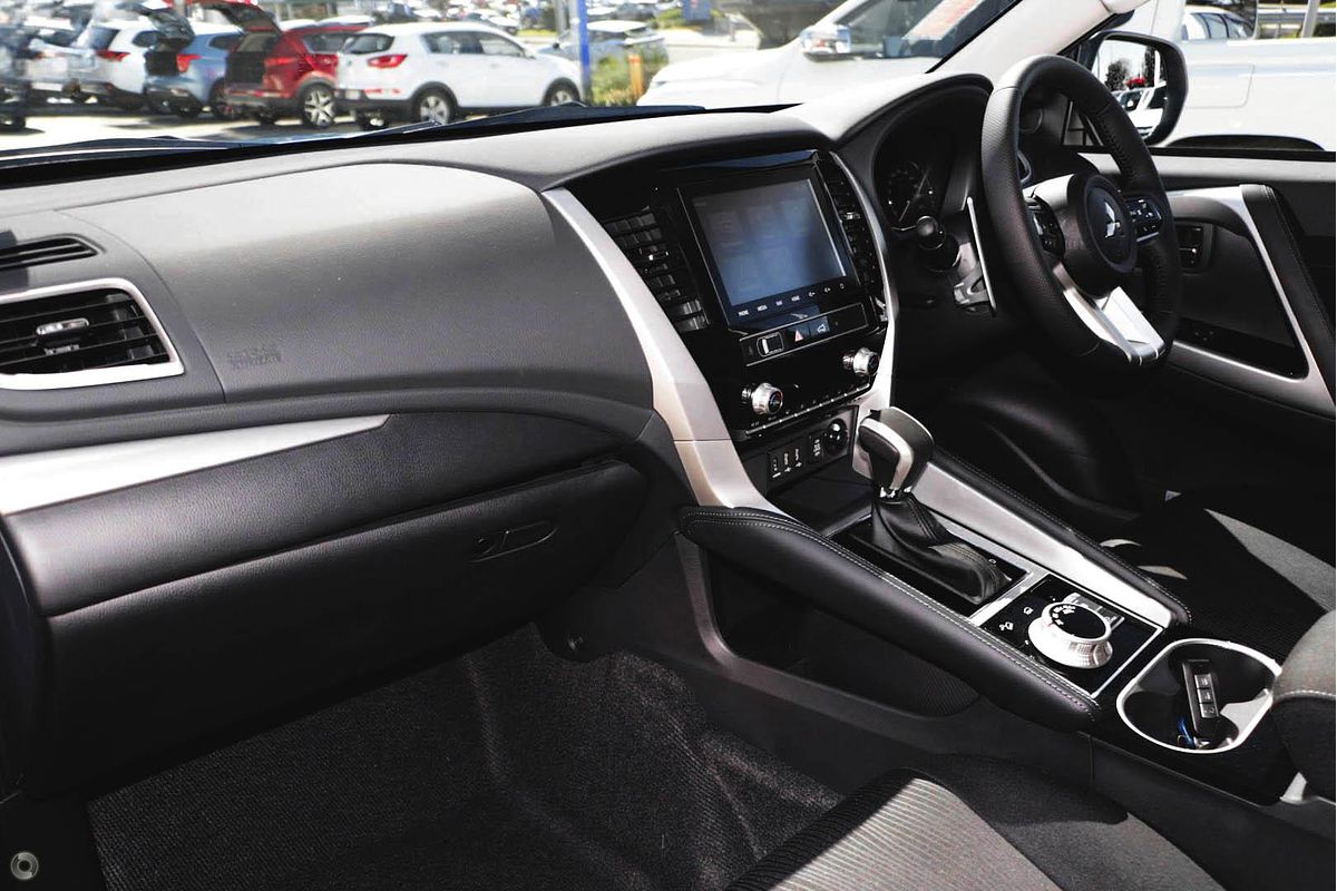2024 Mitsubishi Pajero Sport GLS QG