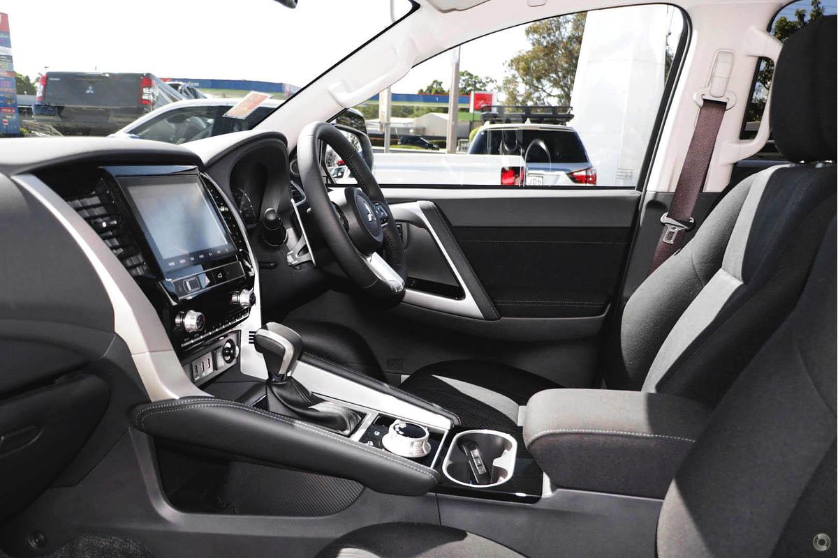 2024 Mitsubishi Pajero Sport GLS QG