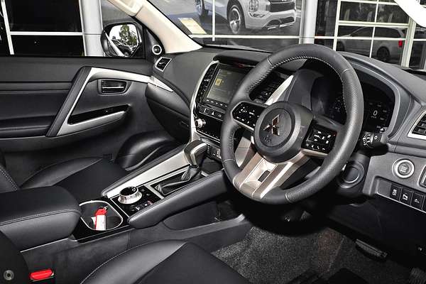 2024 Mitsubishi Pajero Sport Exceed QG