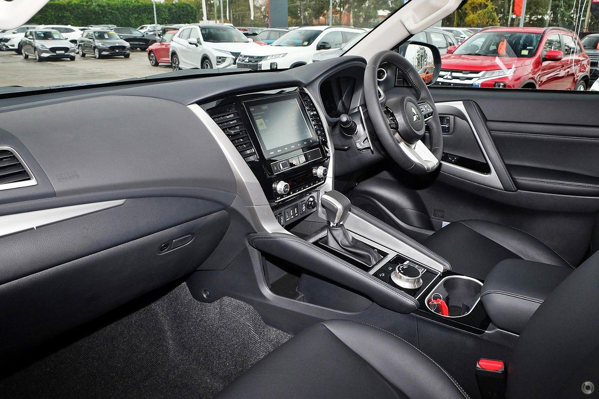 2024 Mitsubishi Pajero Sport Exceed QG