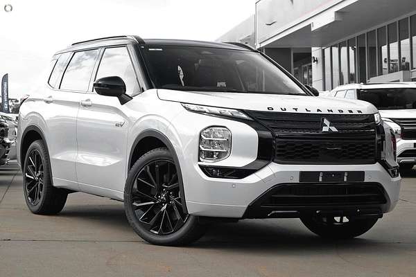 2025 Mitsubishi Outlander PHEV GSR ZM