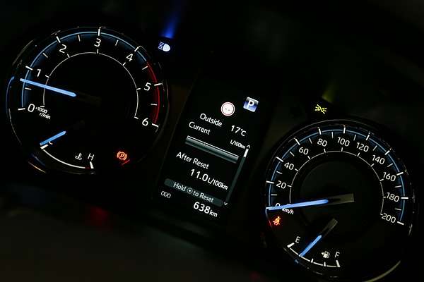 2025 Toyota Hilux Rogue 48V GUN126R 4X4