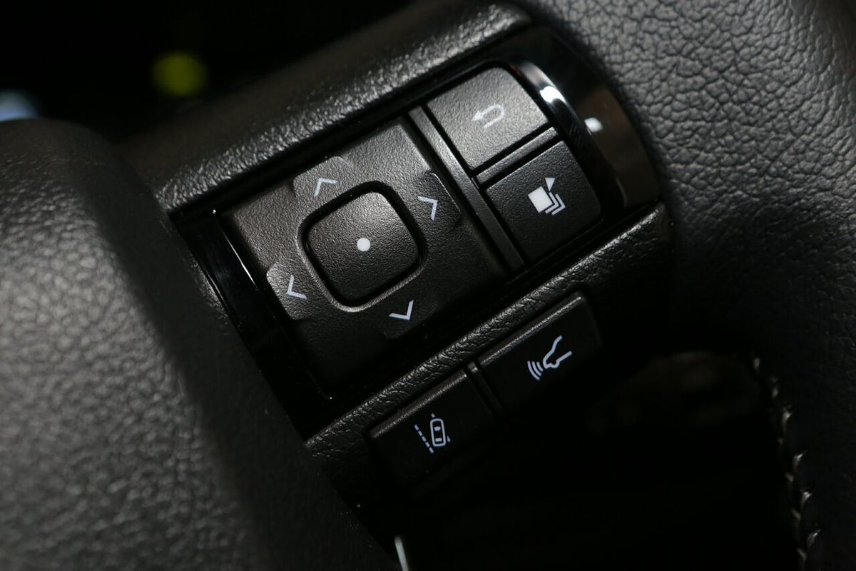 2025 Toyota Hilux Rogue 48V GUN126R 4X4