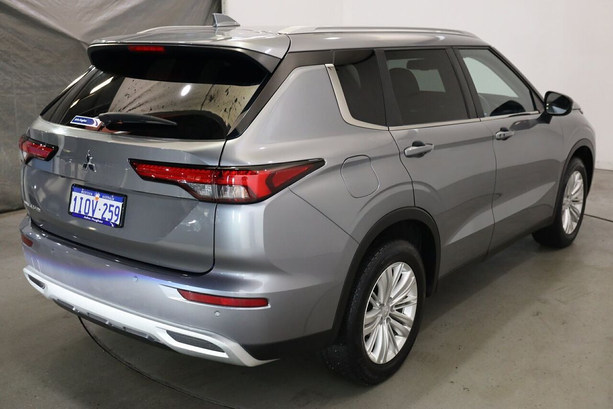 2021 Mitsubishi Outlander LS ZM