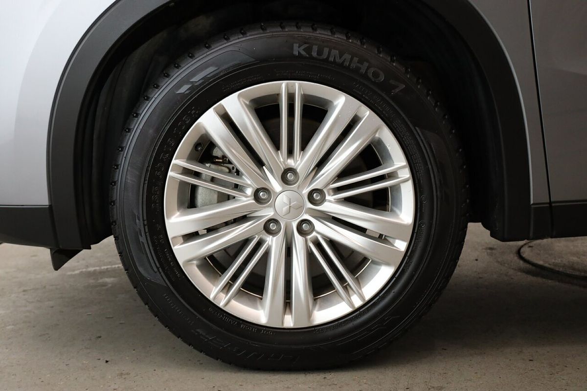 2021 Mitsubishi Outlander LS ZM