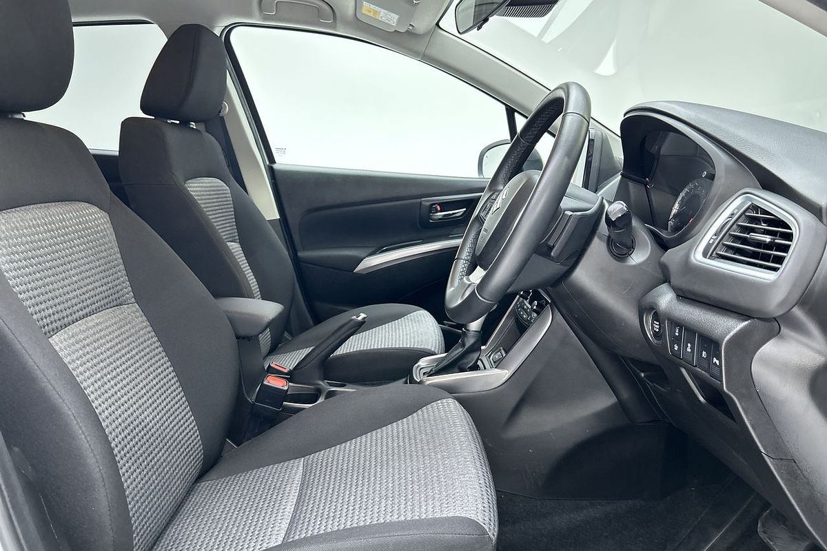 2023 Suzuki S-Cross GL+ JYB