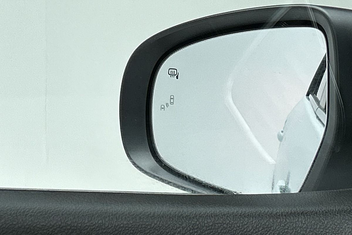 2023 Suzuki S-Cross GL+ JYB