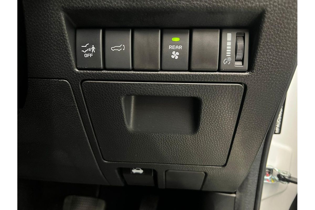 2024 Isuzu MU-X LS-T