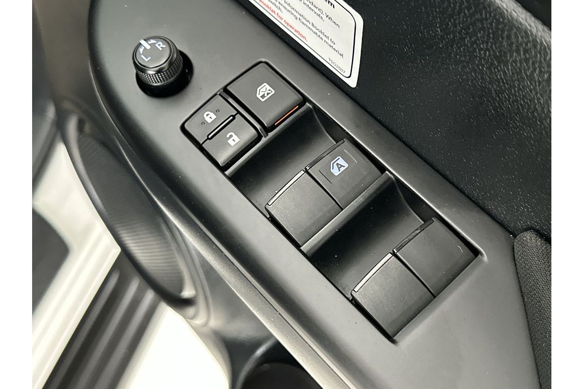 2020 Toyota Hilux SR GUN126R 4X4