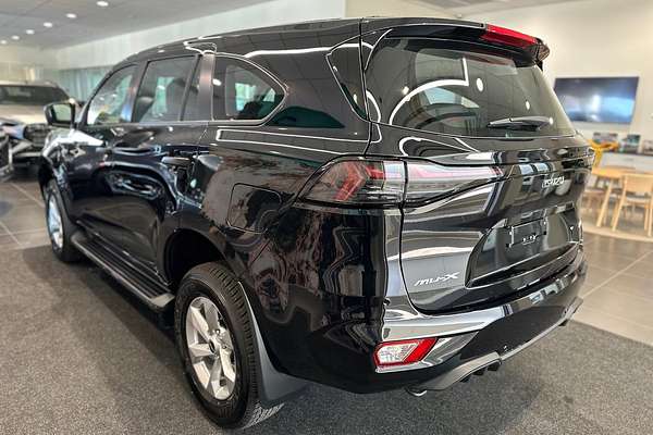 2025 Isuzu MU-X LS-M