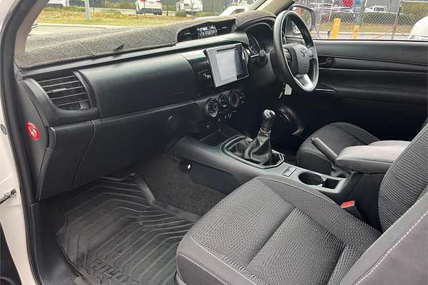 2016 Toyota Hilux SR GUN126R 4X4