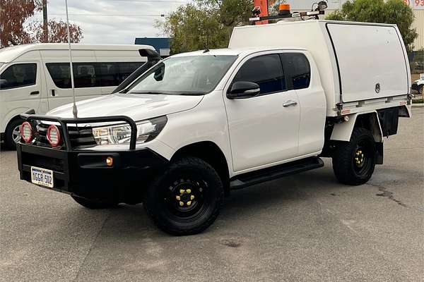 2016 Toyota Hilux SR GUN126R 4X4