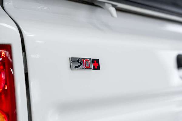2022 Mahindra PIK-UP S10+ 4X4