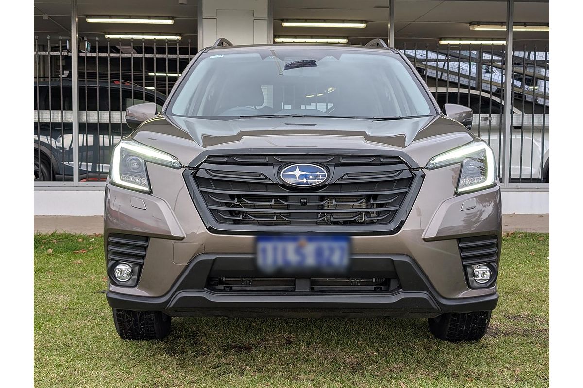 2024 Subaru Forester 2.5i Premium S5