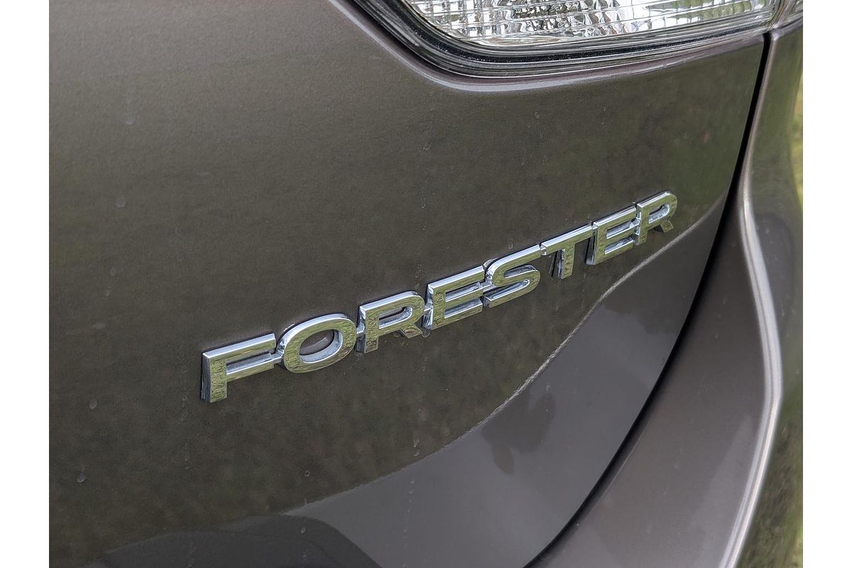 2024 Subaru Forester 2.5i Premium S5