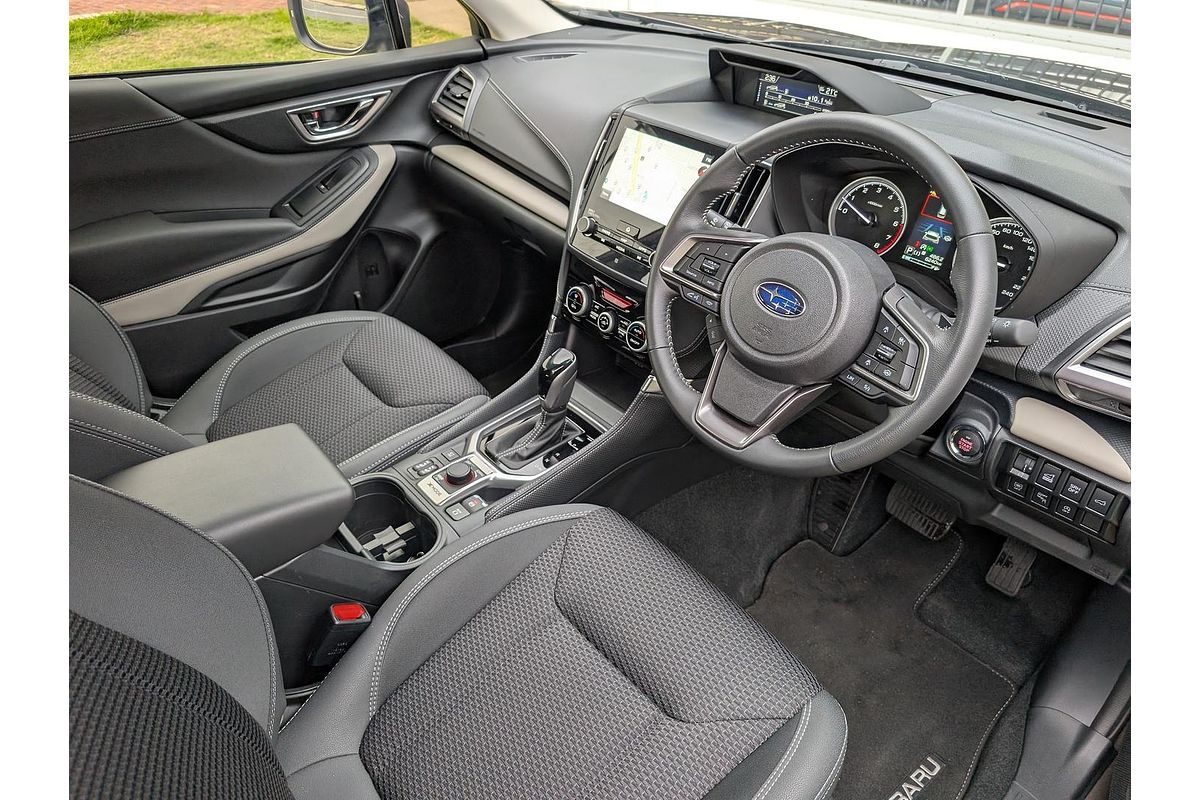2024 Subaru Forester 2.5i Premium S5