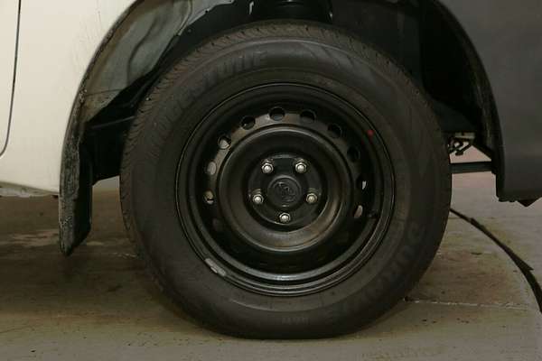 2022 Toyota Hilux Workmate TGN121R Rear Wheel Drive