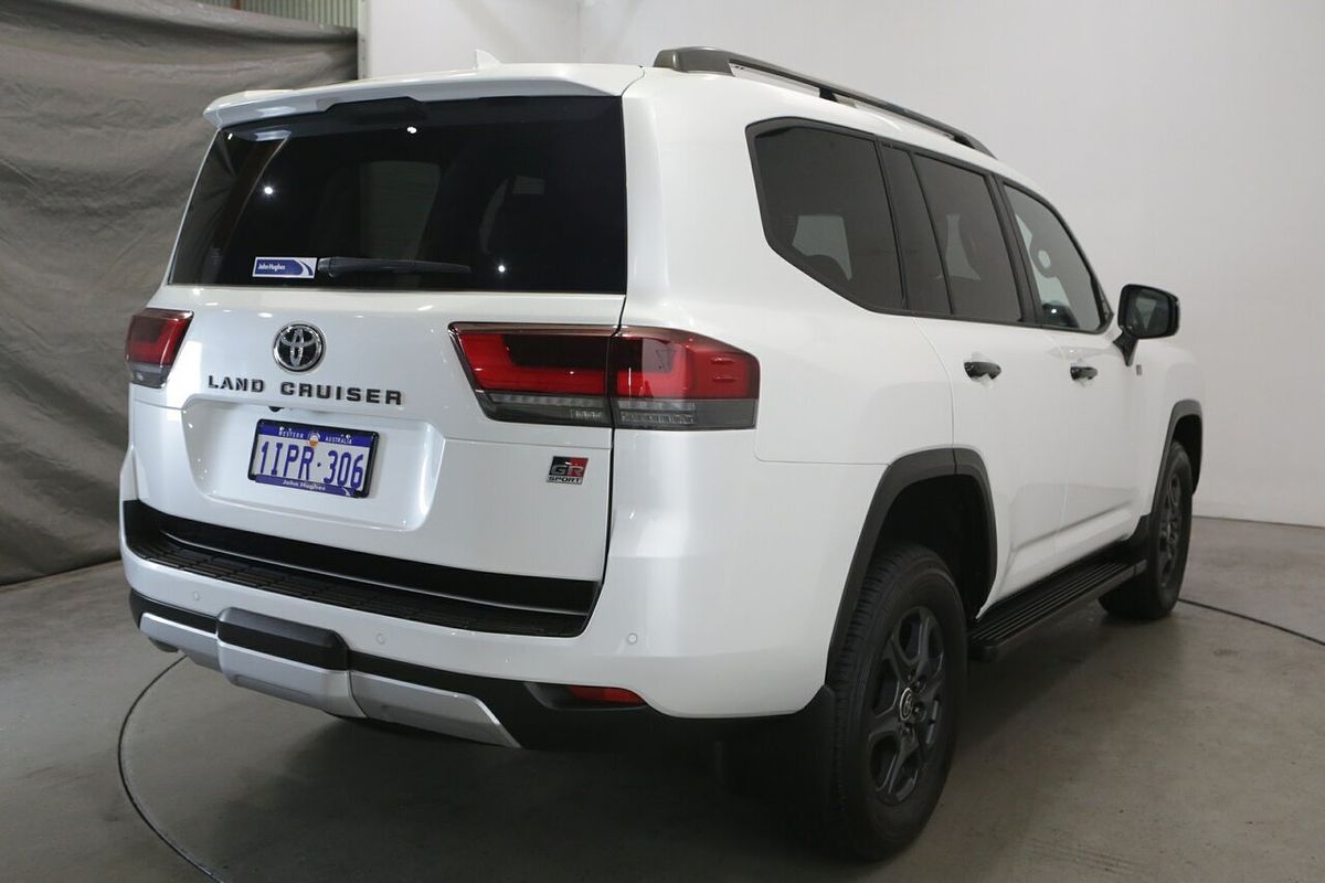2024 Toyota Landcruiser GR Sport FJA300R