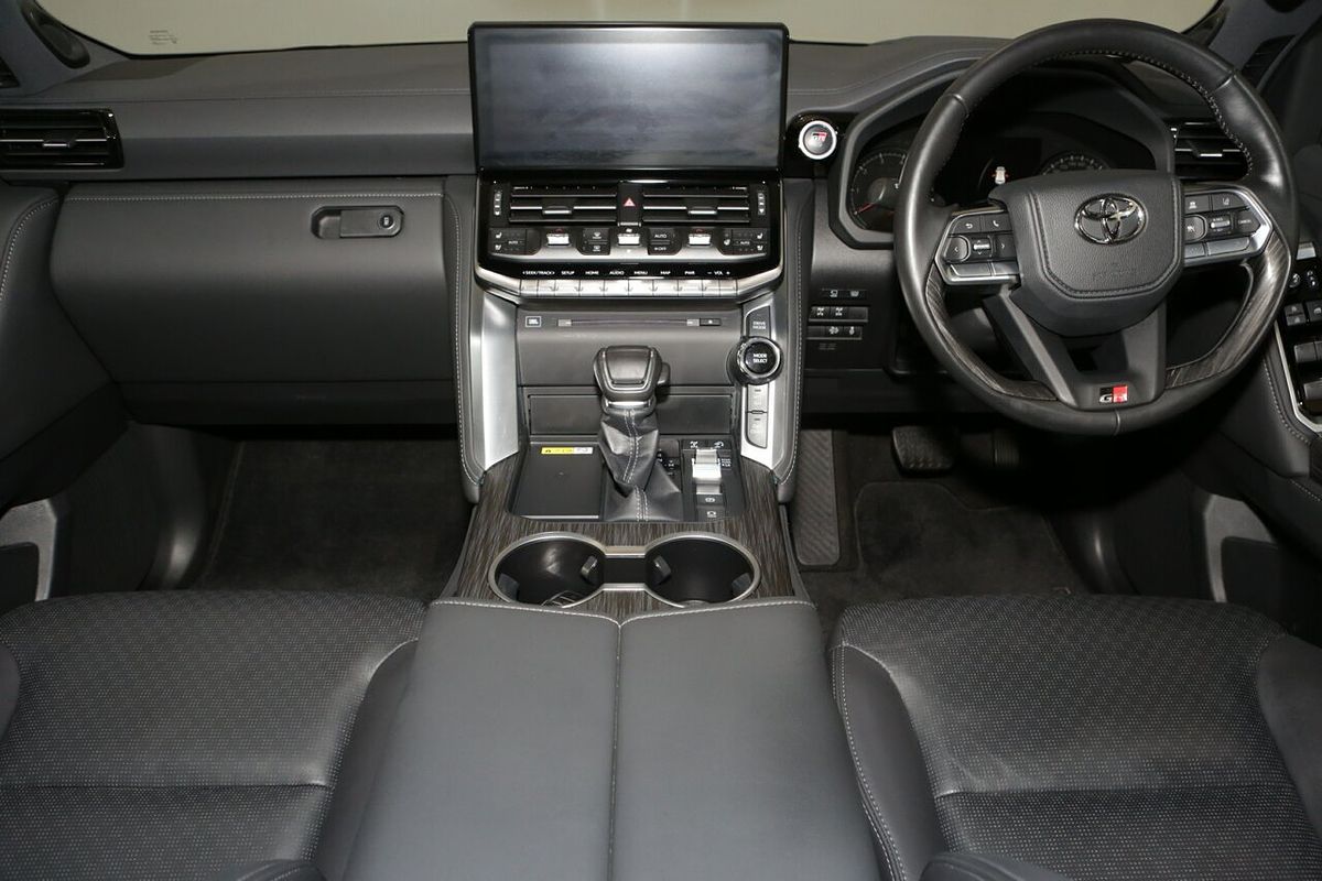 2024 Toyota Landcruiser GR Sport FJA300R