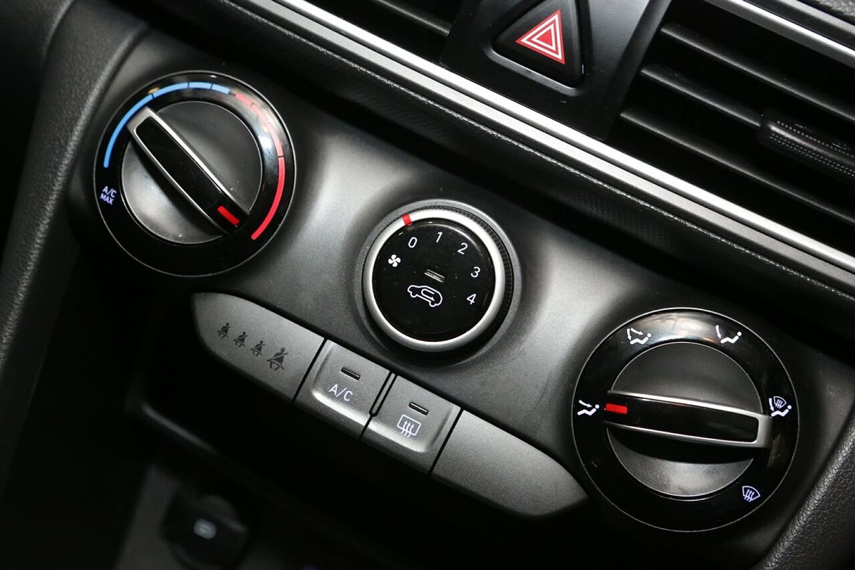 2020 Hyundai Kona Go OS.3