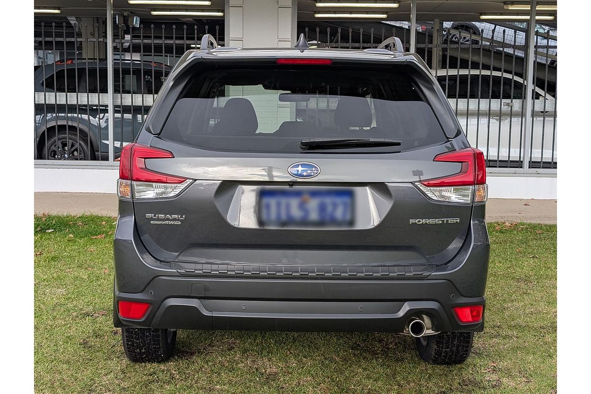 2024 Subaru Forester 2.5i Premium S5