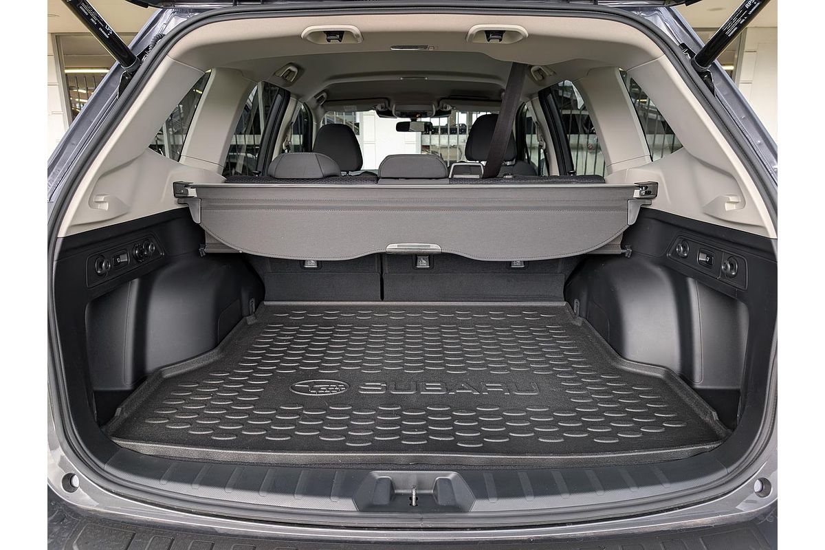 2024 Subaru Forester 2.5i Premium S5