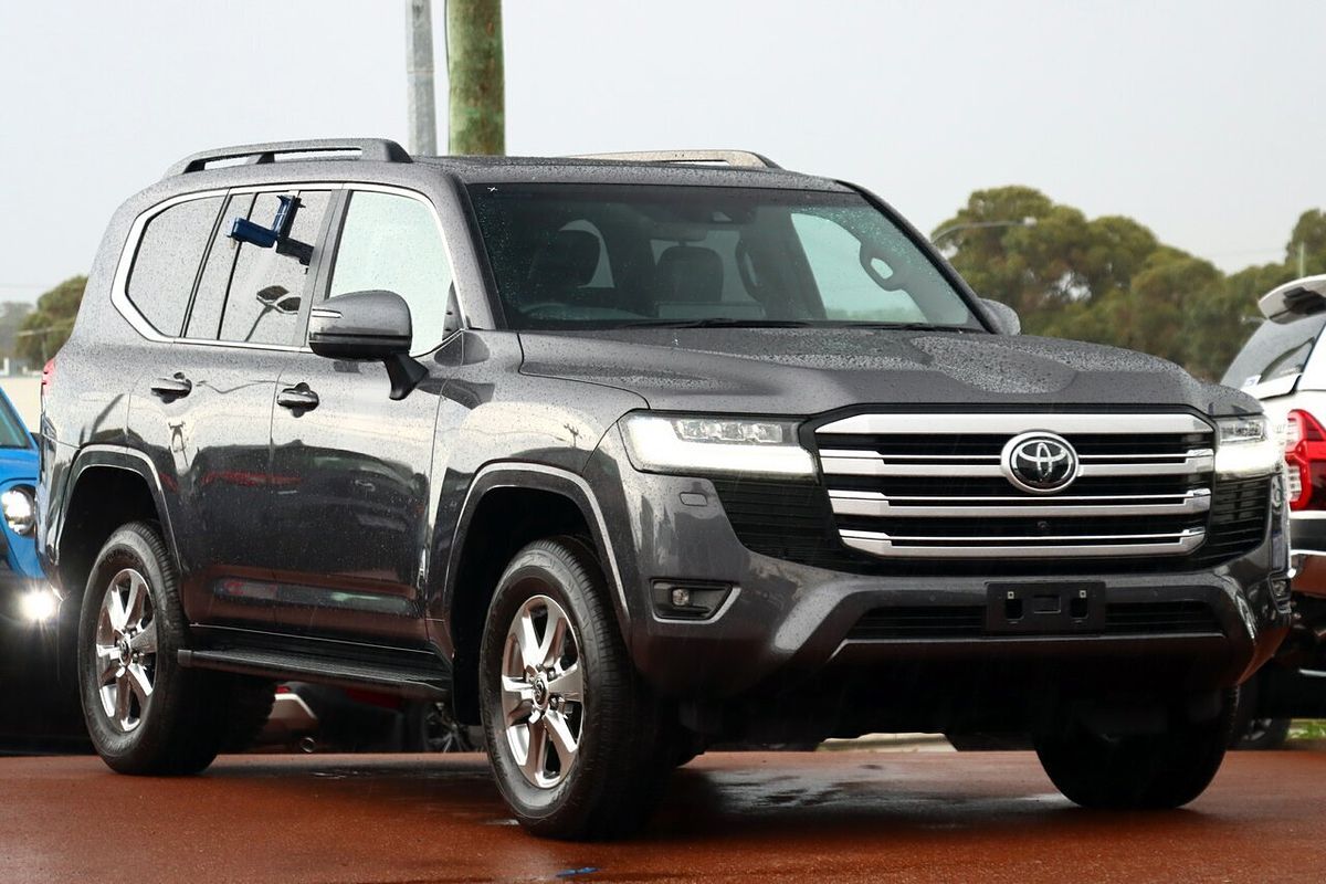 2024 Toyota Landcruiser VX FJA300R