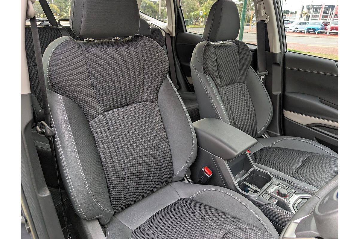 2024 Subaru Forester 2.5i Premium S5