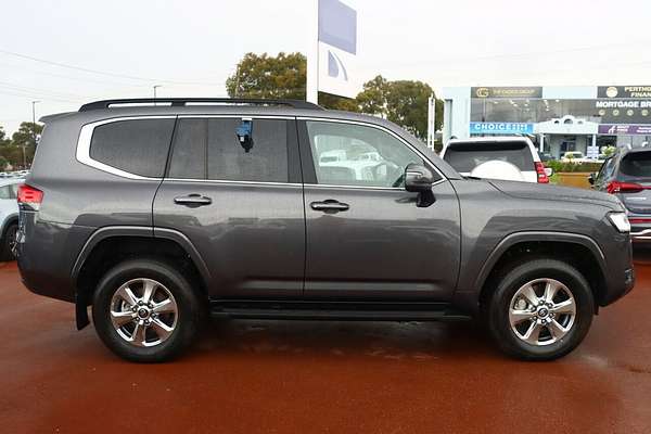 2024 Toyota Landcruiser VX FJA300R