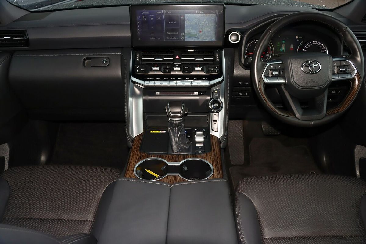 2024 Toyota Landcruiser VX FJA300R