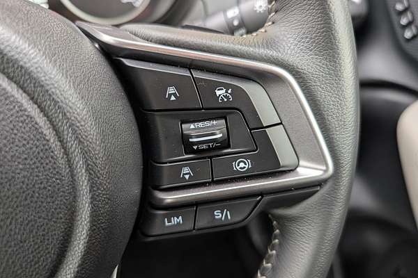 2024 Subaru Forester 2.5i Premium S5