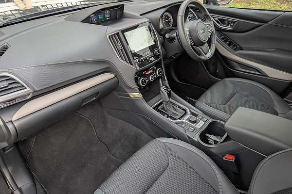 2024 Subaru Forester 2.5i Premium S5