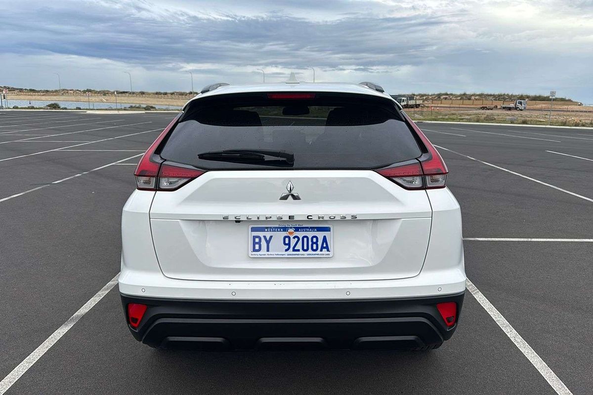 2023 Mitsubishi Eclipse Cross LS YB