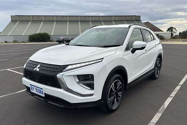 2023 Mitsubishi Eclipse Cross LS YB