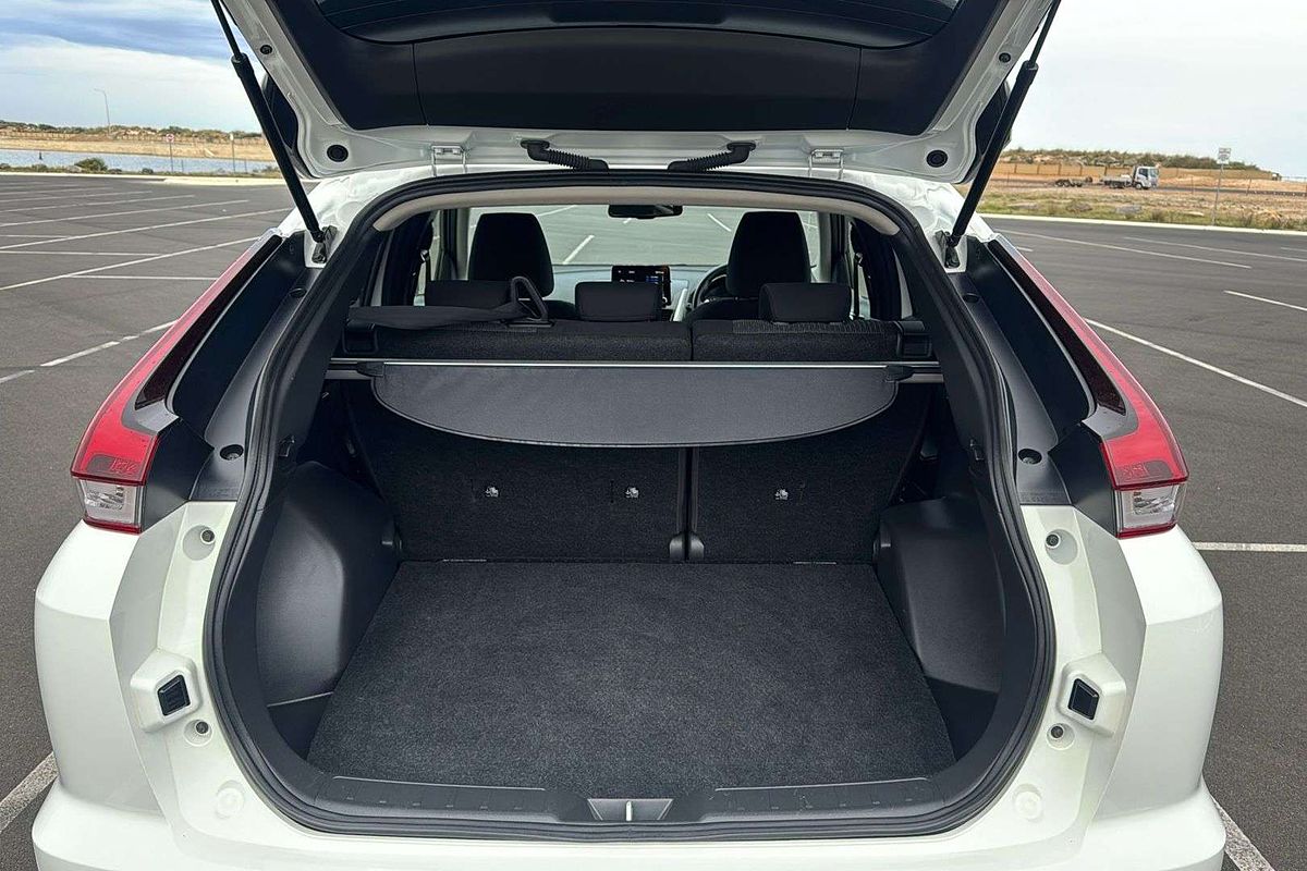2023 Mitsubishi Eclipse Cross LS YB
